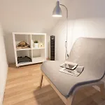 Homemoel Local Accomodation Al Πανσιόν 3*
