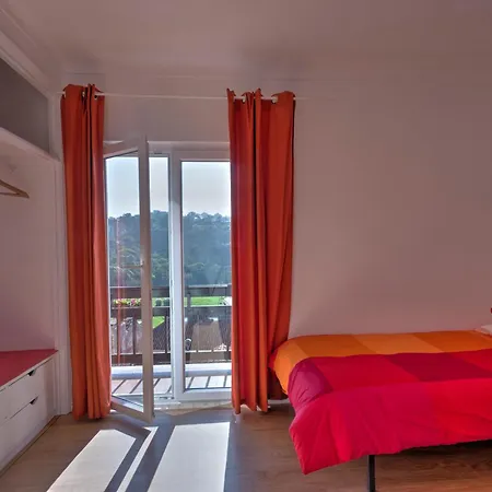 Homemoel Local Accomodation Al