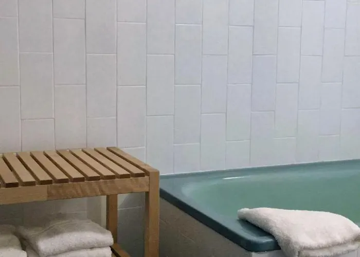 Πανσιόν Homemoel Local Accomodation Al