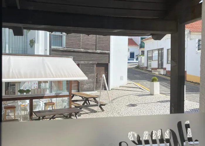 Homemoel Local Accomodation Al