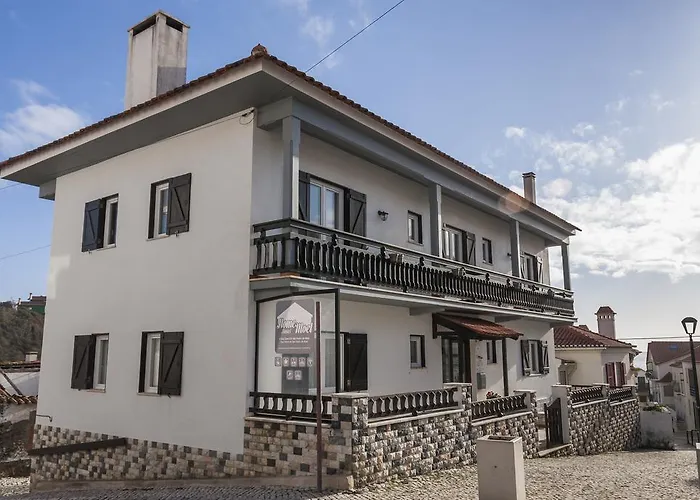Πανσιόν Homemoel Local Accomodation Al