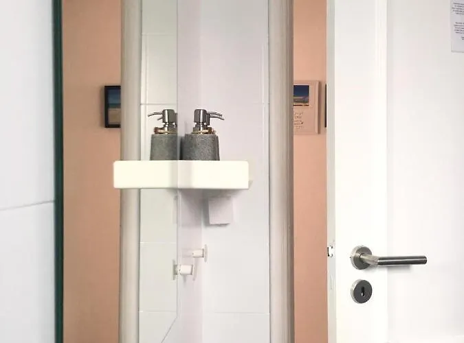 Πανσιόν Homemoel Local Accomodation Al 3*