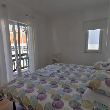 Homemoel Local Accomodation Al Vendégház