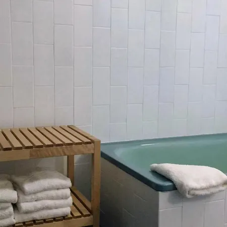 Vendégház Homemoel Local Accomodation Al