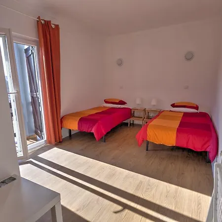 Homemoel Local Accomodation Al Vendégház 3*