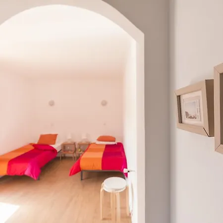 Homemoel Local Accomodation Al Affittacamere *