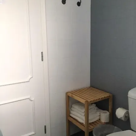 Affittacamere Homemoel Local Accomodation Al *