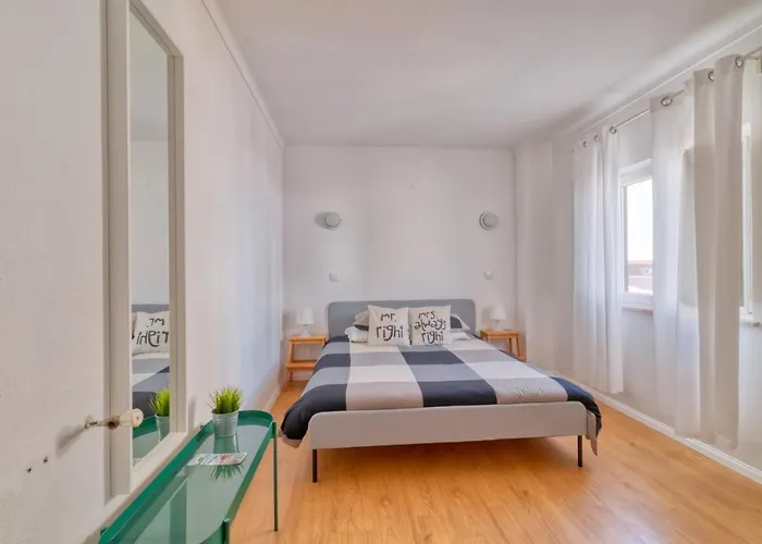 Homemoel Local Accomodation Al Penzion 3*